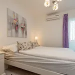 Tatijana Zadarvillas 库克利卡
