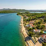 Tatijana Zadarvillas 别墅 *