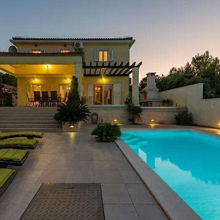 Tatijana Zadarvillas Villa