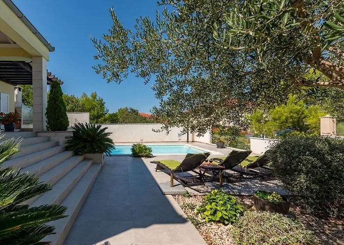 Tatijana Zadarvillas Villa Kukljica