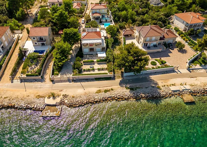 Tatijana Zadarvillas 빌라